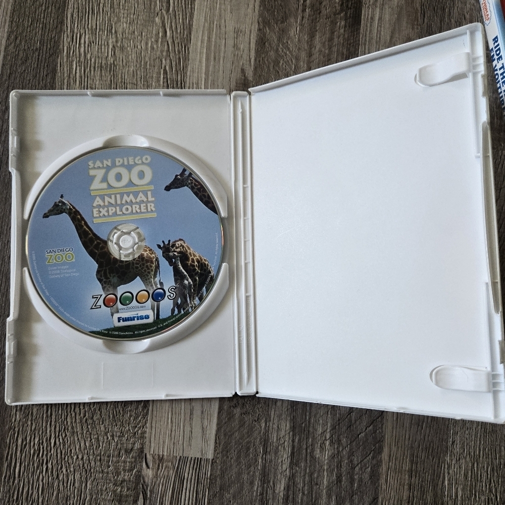 ZOOOOS Interactive DVD Gaming System Controller 4 Games Bundle Thomas & Friends - Picture 3 of 11